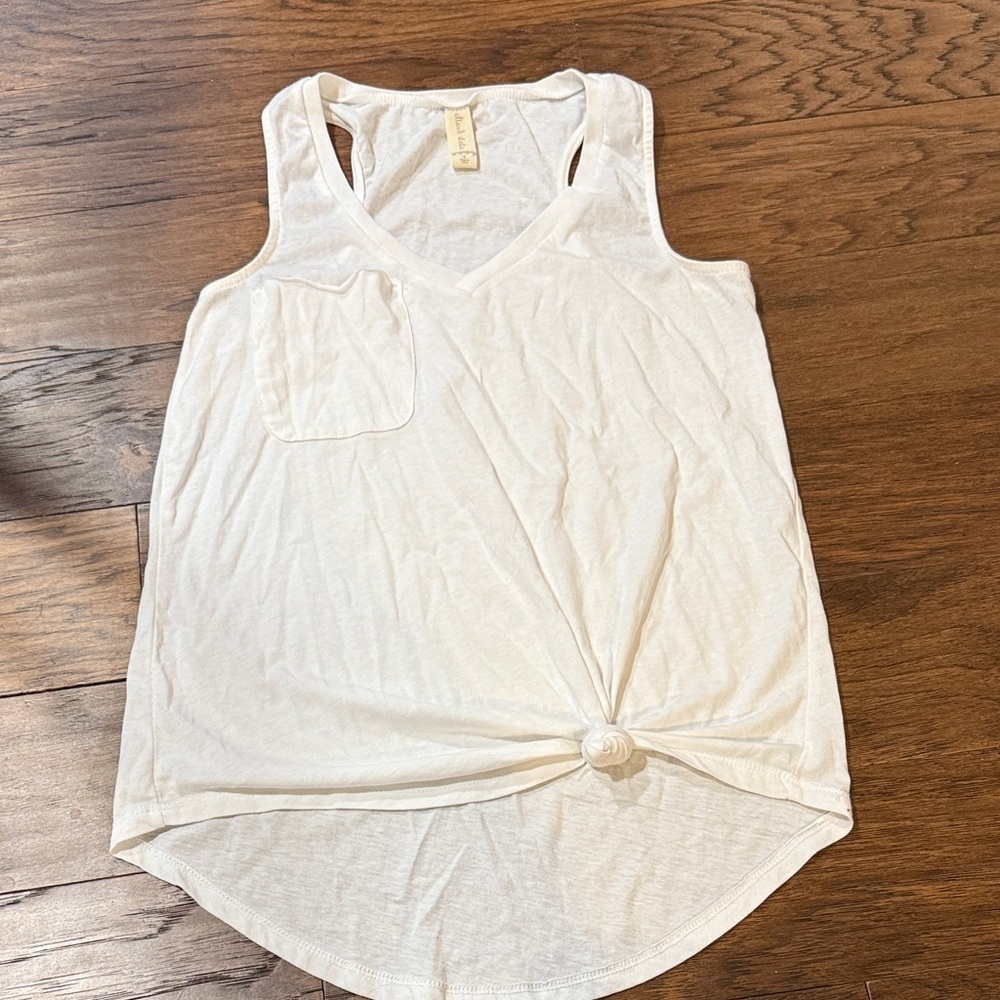 White Knotted Tank Top with pocket - size small